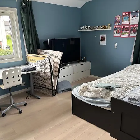 Spacious Detached House With Garden Perfect For Ons & 아파트 *